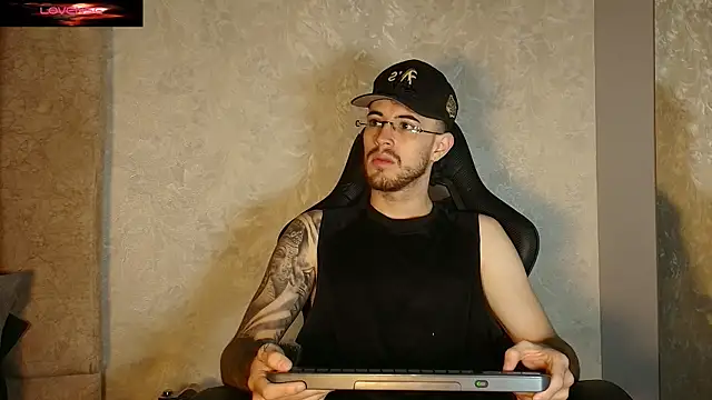 CodyWalkerR online show from 06-20-26, 05:40