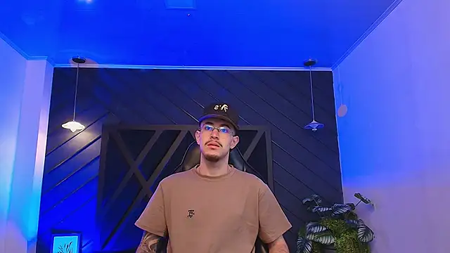 CodyWalkerR online show from 03-05-26, 05:04