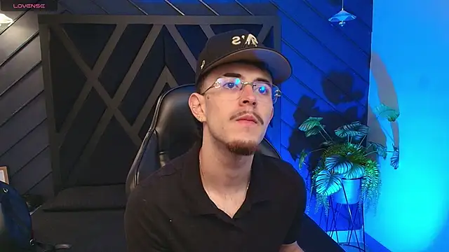 CodyWalkerR online show from 03-18-26, 05:21