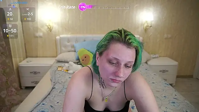 LunaaMayy online show from 04-13-26, 08:35