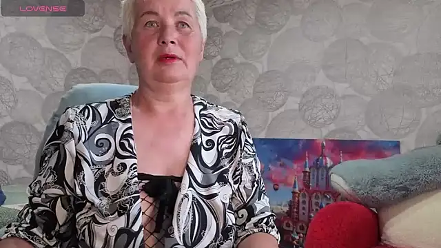 Snapshot of NicoleOlla chatting on 06-02-26, 01:33 NicoleOlla online show from 06-02-26, 01:33