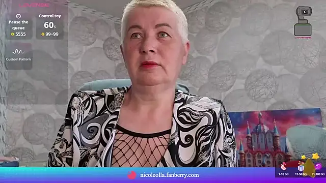 Snapshot of NicoleOlla chatting on 05-03-26, 01:44 NicoleOlla online show from 05-03-26, 01:44