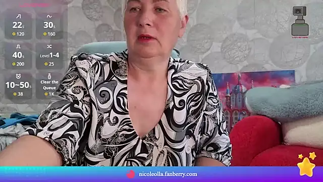 Snapshot of NicoleOlla chatting on 05-13-26, 02:18 NicoleOlla online show from 05-13-26, 02:18