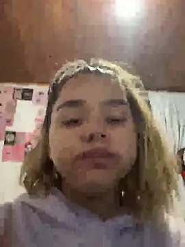 Snapshot of Pucaa_ chatting on 06-03-26, 02:45 Pucaa online show from 06-03-26, 02:45