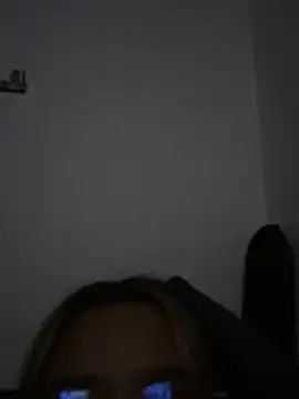Snapshot of Pucaa_ chatting on 04-24-26, 03:08 Pucaa online show from 04-24-26, 03:08
