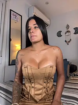 EmelyRogers online show from 09-17-25, 06:32