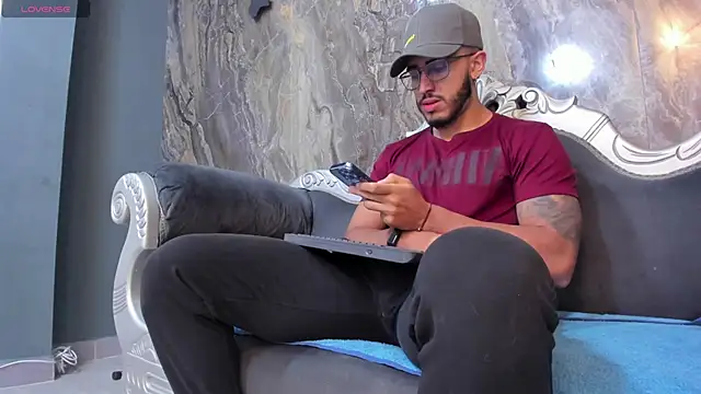 Liam Kleiin online show from 03-22-25, 11:32