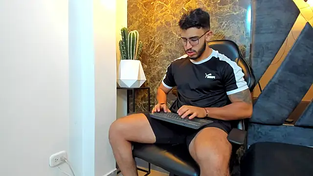 Liam Kleiin online show from 09-20-25, 11:15