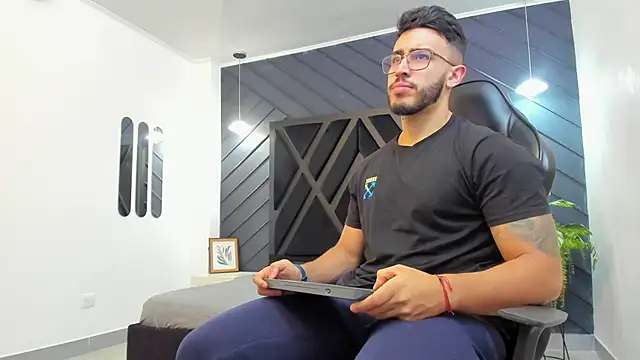 Liam Kleiin online show from 11-03-25, 11:14