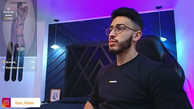 Snapshot of Liam_Kleiin chatting on 02-25-26, 11:54 Liam Kleiin online show from 02-25-26, 11:54