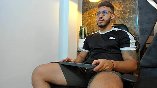 Liam Kleiin online show from 09-16-25, 11:22