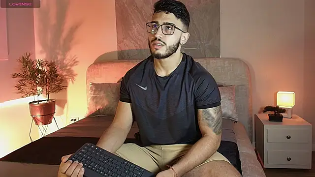 Liam Kleiin online show from 05-19-26, 11:17