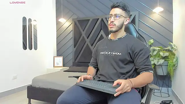 Liam Kleiin online show from 10-01-25, 11:14