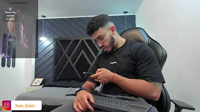 Liam Kleiin online show from 11-10-25, 11:26