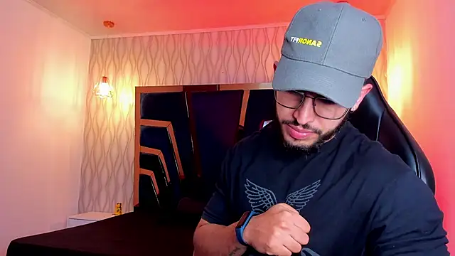 Snapshot of Liam_Kleiin chatting on 02-07-26, 11:29 Liam Kleiin online show from 02-07-26, 11:29