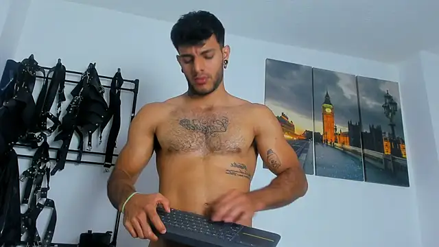 JuanBlade online show from 10-25-25, 02:22