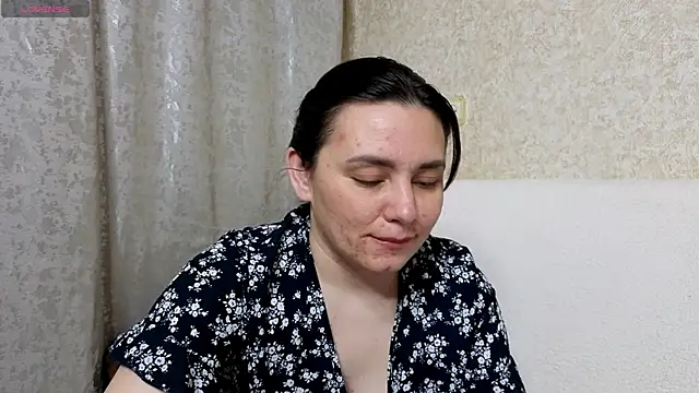 Snapshot of Baby_stasya chatting on 05-08-26, 10:02 Baby stasya online show from 05-08-26, 10:02
