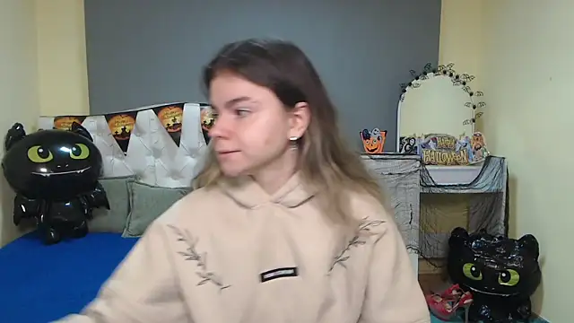 TinaRedly online show from 11-01-25, 06:13