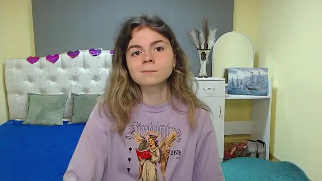 TinaRedly online show from 09-08-25, 05:45