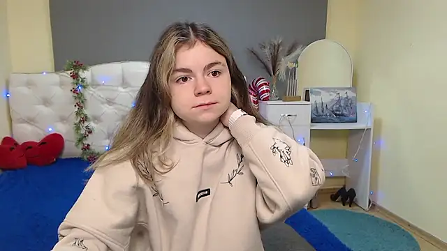 TinaRedly online show from 01-11-26, 06:26