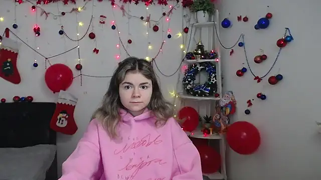 TinaRedly online show from 12-18-25, 07:07