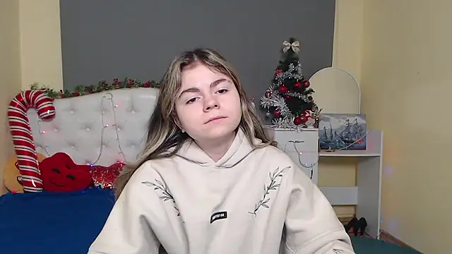 TinaRedly online show from 01-09-26, 06:31