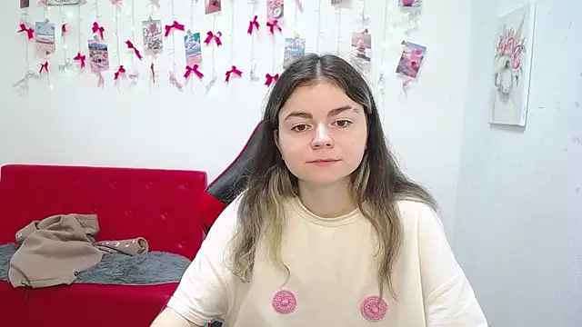 TinaRedly online show from 05-30-26, 06:24