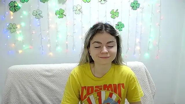 TinaRedly online show from 03-21-25, 06:29