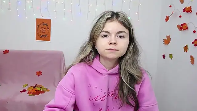 TinaRedly online show from 12-03-25, 06:40