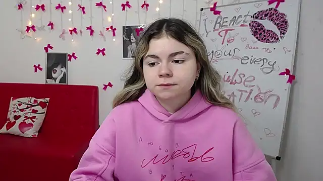 TinaRedly online show from 03-22-26, 06:20