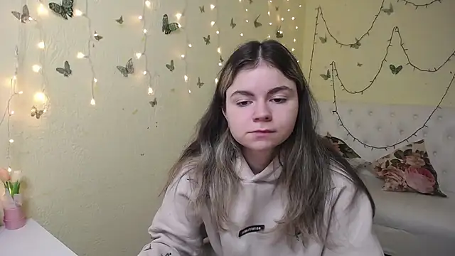 TinaRedly online show from 03-16-26, 07:05