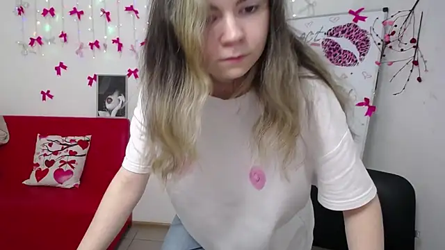 TinaRedly online show from 03-12-26, 07:12