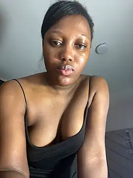 Snapshot of kellya_ chatting on 02-19-25, 10:42 kellya online show from 02-19-25, 10:42