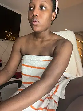 Snapshot of kellya_ chatting on 02-03-25, 11:47 kellya online show from 02-03-25, 11:47