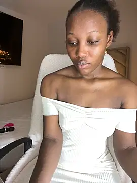 Snapshot of kellya_ chatting on 10-01-25, 11:30 kellya online show from 10-01-25, 11:30