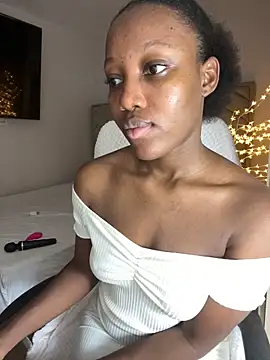 kellya  online show from 11-12-25, 11:30