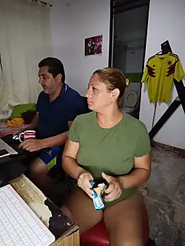 hotandfierylatinos2023 online show from 07-12-26, 11:00
