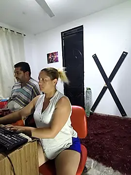 hotandfierylatinos2023 online show from 01-15-26, 10:18