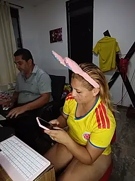 hotandfierylatinos2023 online show from 06-23-26, 10:13