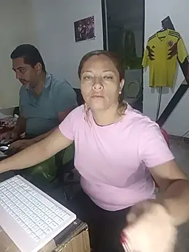 hotandfierylatinos2023 online show from 07-01-26, 10:04