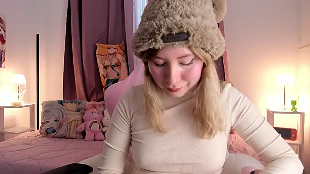Snapshot of Gin_Lilah chatting on 07-03-26, 10:05 Gin Lilah online show from 07-03-26, 10:05