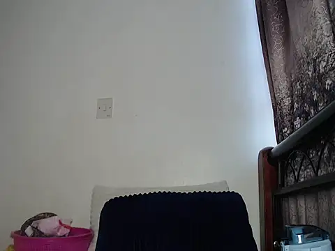 Snapshot of Whimsicalwillow chatting on 06-26-26, 11:49 Whimsicalwillow online show from 06-26-26, 11:49