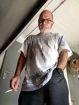 bottomhairy online show from 04-09-26, 09:37