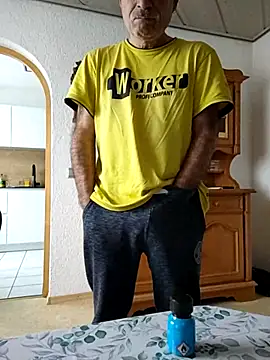 bottomhairy online show from 11-26-25, 10:15