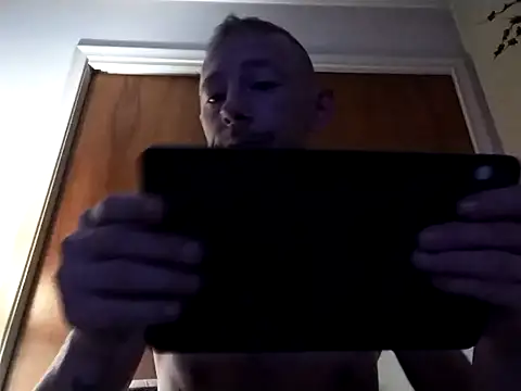 Snapshot of elmerfuddin87 chatting on 10-06-25, 04:19 elmerfuddin87 online show from 10-06-25, 04:19