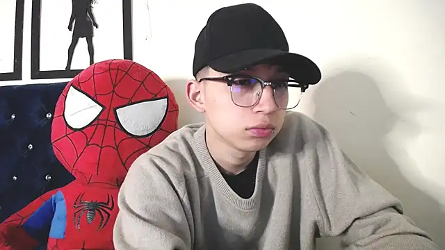  Thomas hot  online show from 11-15-25, 05:33