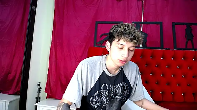  Thomas hot  online show from 02-28-25, 07:15