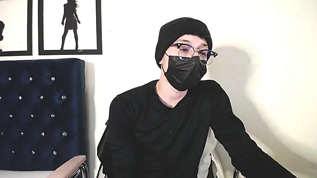  Thomas hot  online show from 10-02-25, 04:38