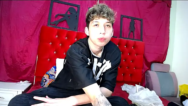  Thomas hot  online show from 02-26-25, 04:30