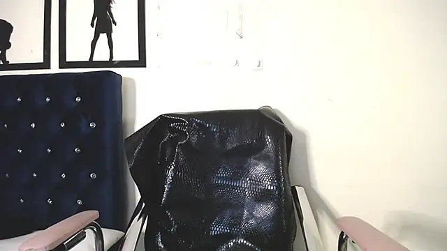  Thomas hot  online show from 10-03-25, 03:20